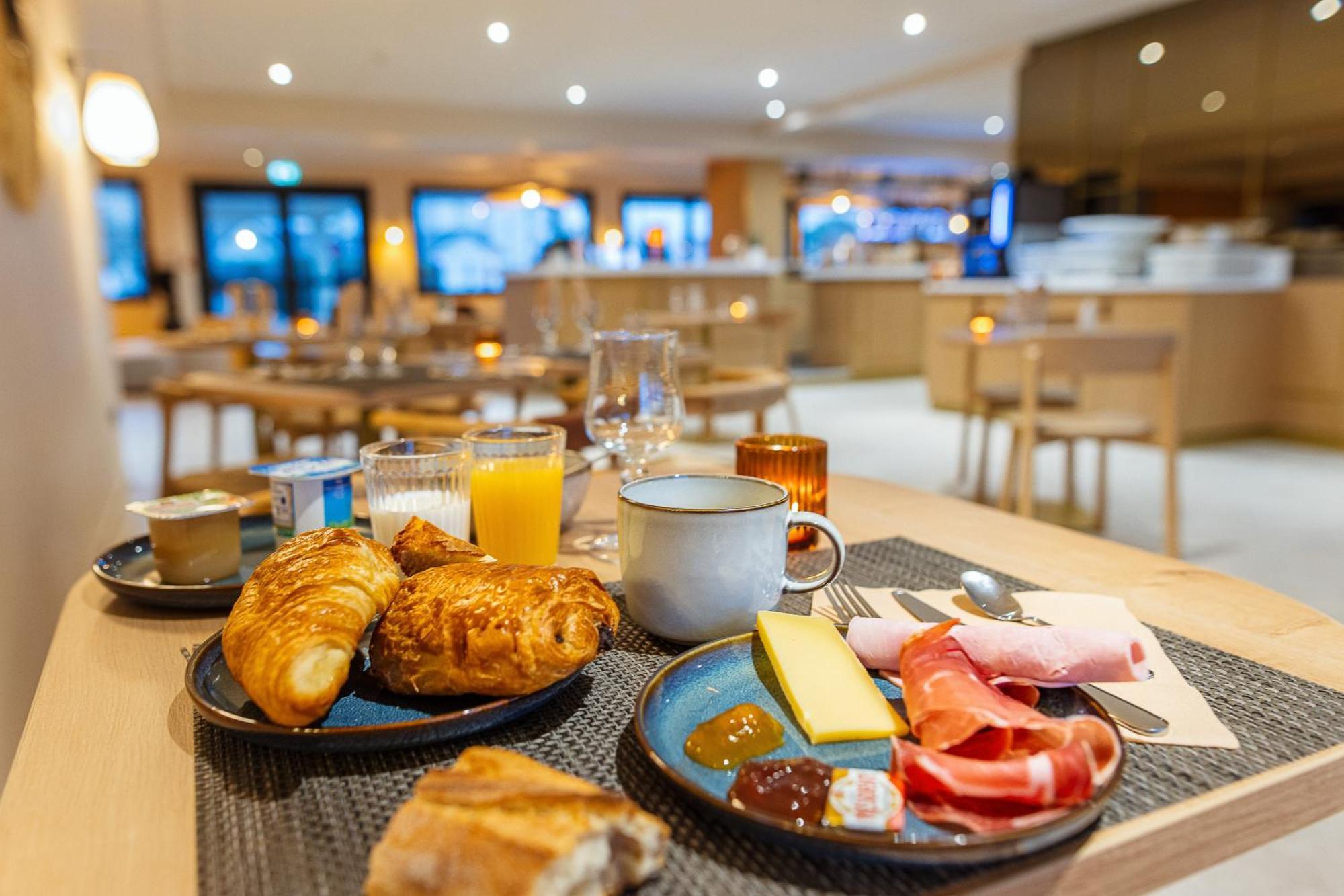 B Hotel Troyes Aeroport La Chapelle-Saint-Luc Zewnętrze zdjęcie