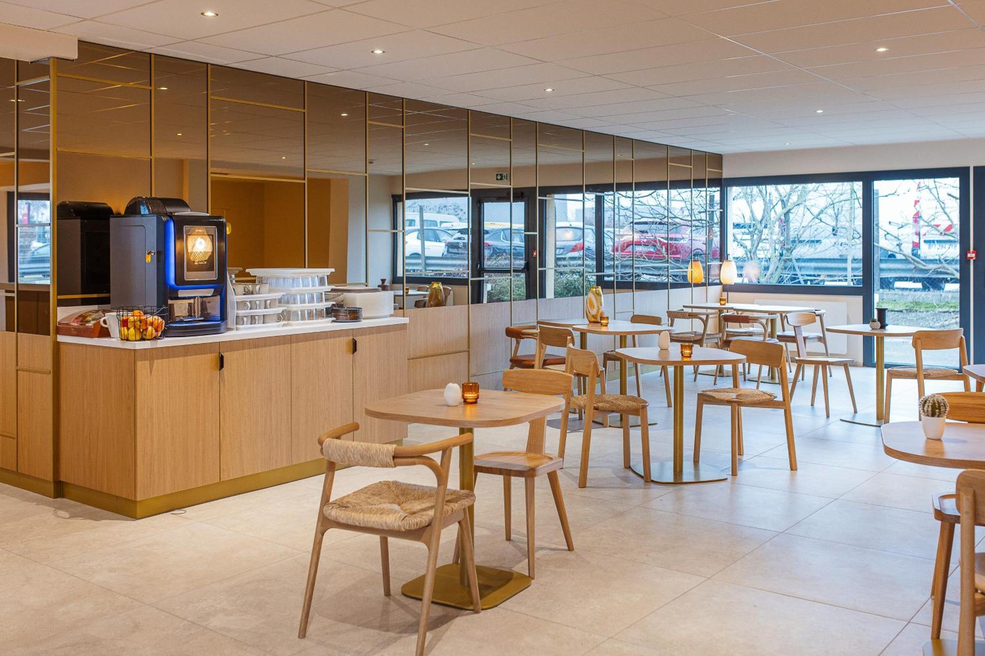 B Hotel Troyes Aeroport La Chapelle-Saint-Luc Zewnętrze zdjęcie